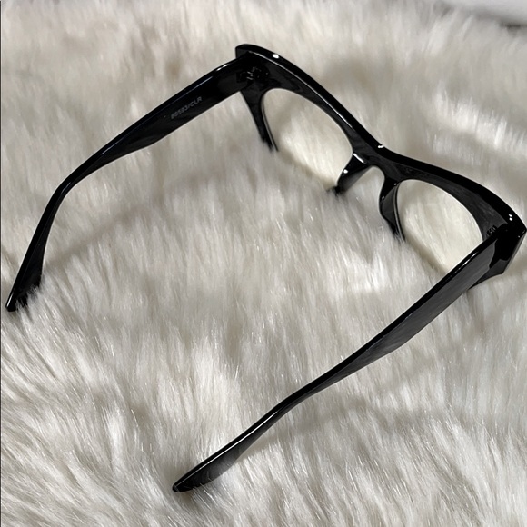 2 for $22 Sunglasses - Picture 3 of 5